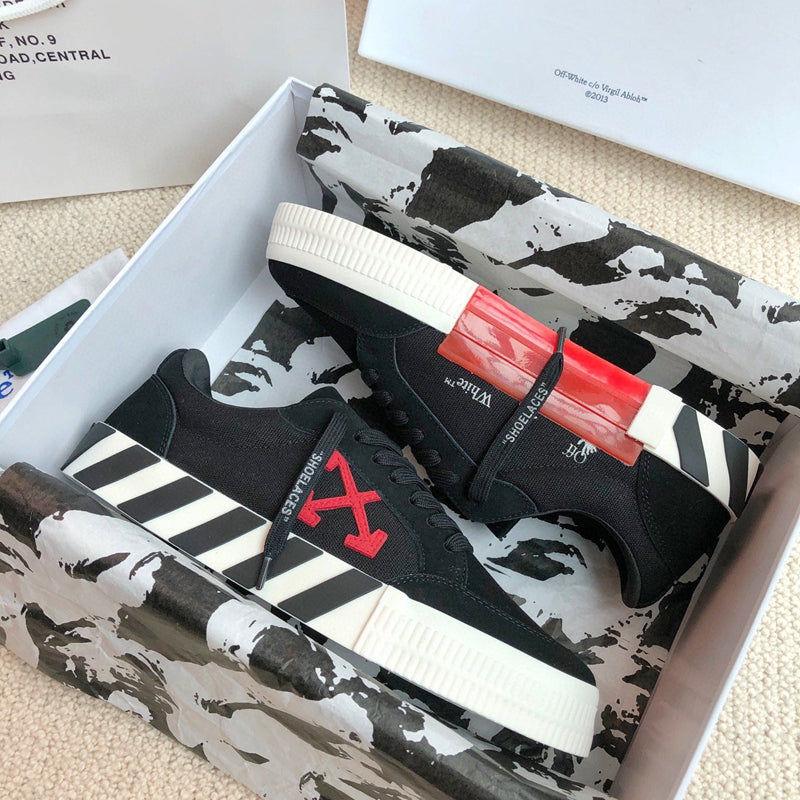 OFF‑WHITE Men's and Women's  Sneakers