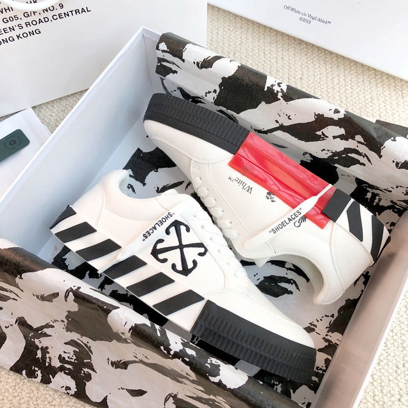 OFF‑WHITE Men's and Women's  Sneakers